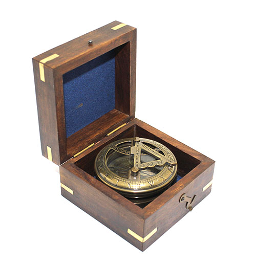 Brass%20Compass%20in%20Wooden%20Box%2016035