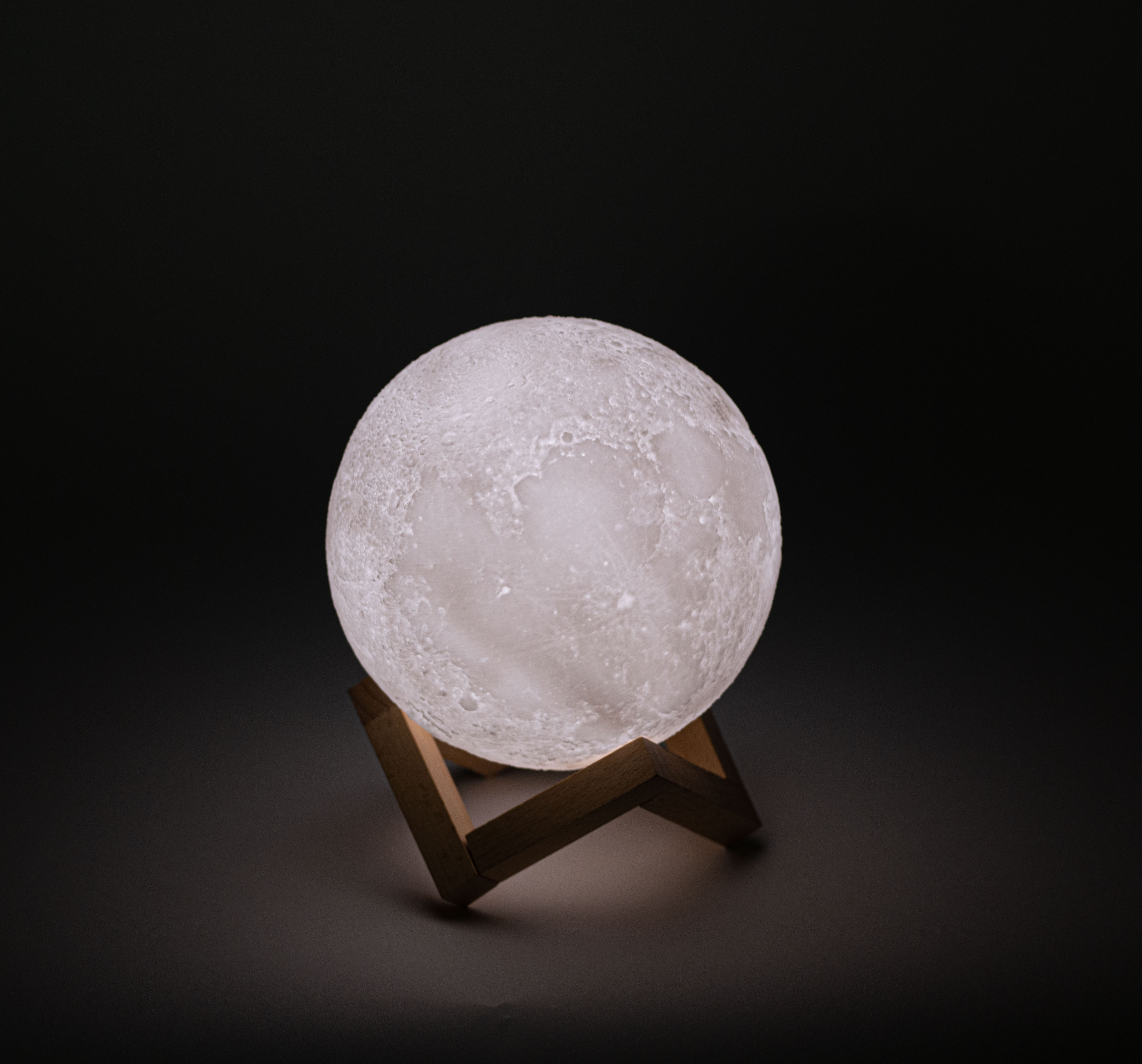 3D%20Moon%20Lamp%20Rechargeable%20Remote%20Control%2015%20Cm%206aly261