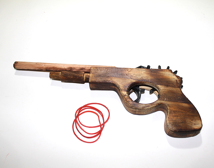 Wooden%20Rubber%20Gun%209Aly163