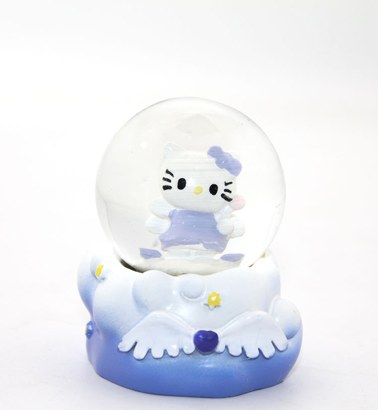 Hello%20Kitty%20Snow%20Globe%20with%20Mini%20Lights%207%20cm%20Alk1776