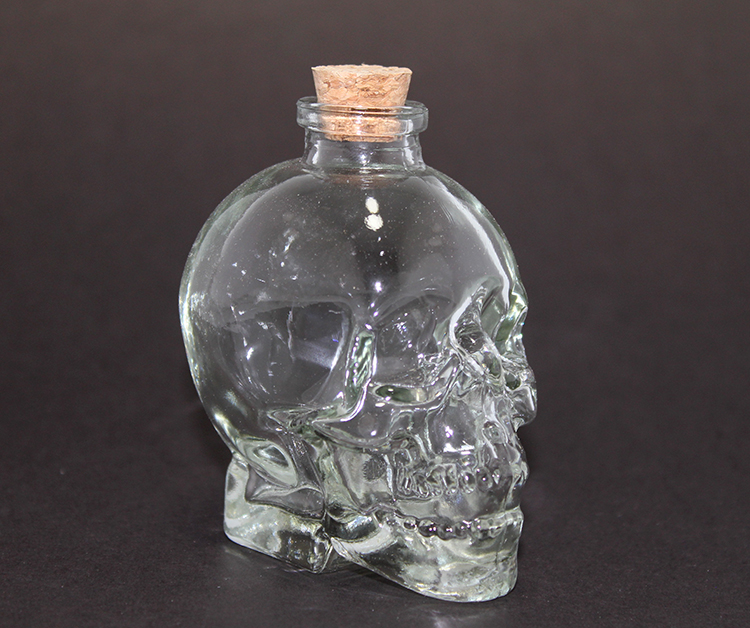 Skull%20Liquor%20Bottle%20ALK214