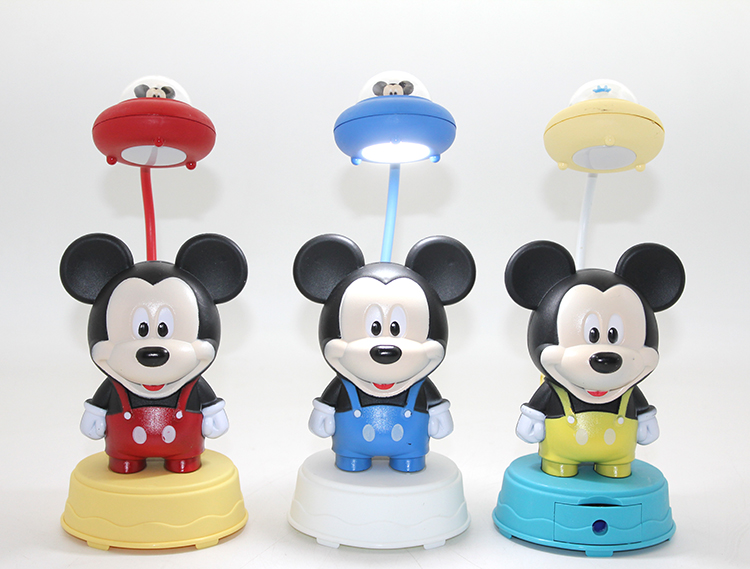 Mickey%20Mouse%20Masa%20Üstü%20Lamba%20Şarjlı%20Usb%20Alk2714