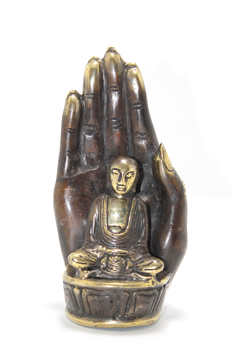 Buddha%20Figure%20in%20Brass%20Hand