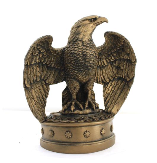 Eagle Figurine 076.