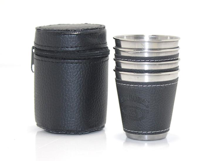 Set of 4 Shot Glasses in Leather Box 4ALY1001