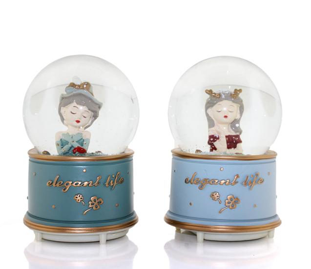 Snow Globe Light Music Globe 13 Cm ALK280