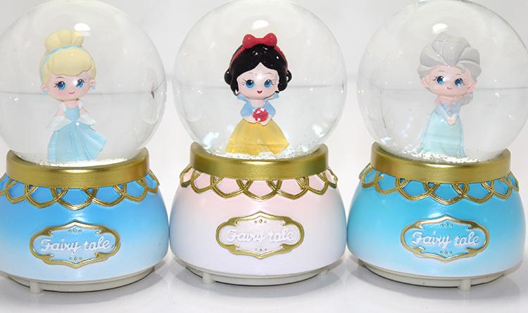 Snow Globe Light Music Globe 13 Cm ALK300