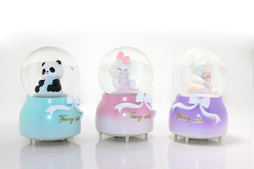 Snow Globe Spray Light Music Globe 16 Cm ALK302