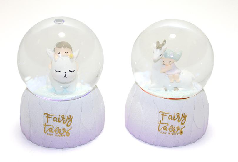 Small Snow Globe with Lights ALK315