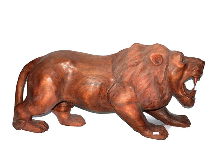 Wooden Hand Carved Lion Figure No:11