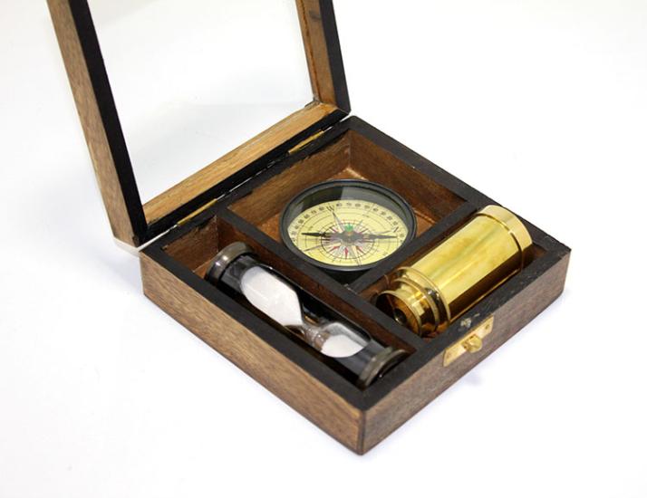 Wooden Boxed Binoculars Hourglass and Compass Set NI3942A