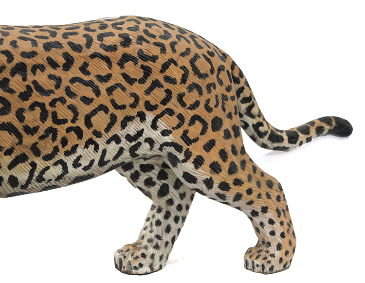 Wooden%20Cheetah%20Standing%20ST00033